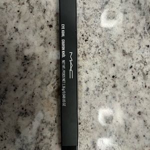 MAC smolder eyeliner
